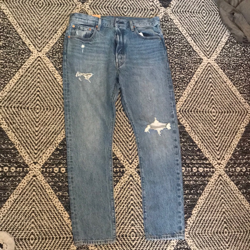 Levi’s 501 button fly straight